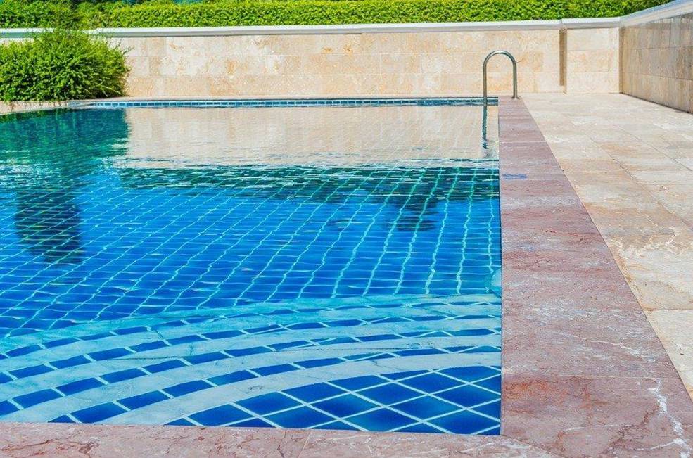 Monitor pool structures