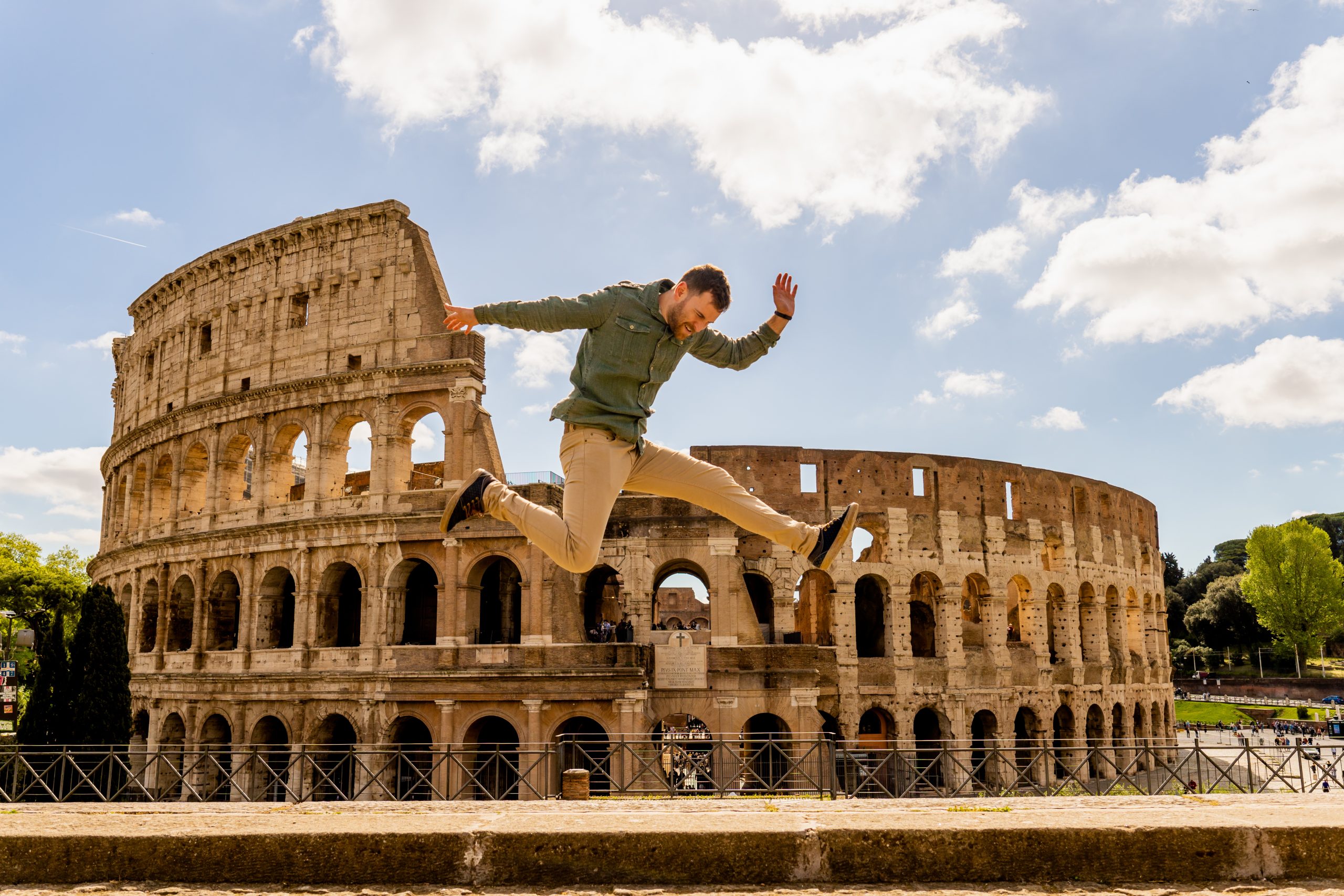 Effortlessly Stylish: How to Look Fabulous While Touring Italy