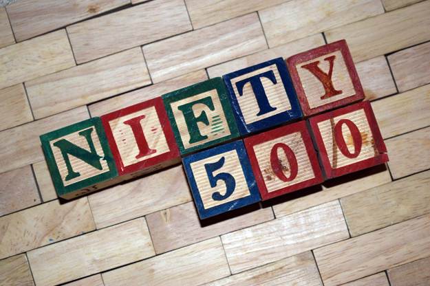 Investing using the NIFTY500 Stocks list: Smart or overkill?